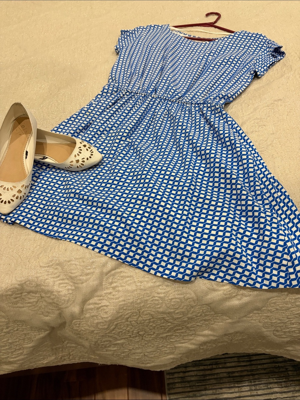 GAP geometric mini dress and flats